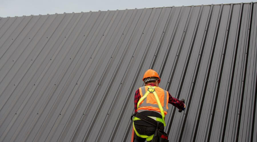 Expert Emergency Roof Repairs services in Opdyke, IL